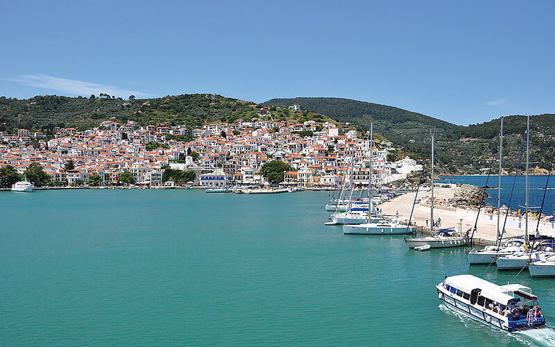 Skopelos Stadt ein Bild mit Blick auf die Skopelos-Stadt