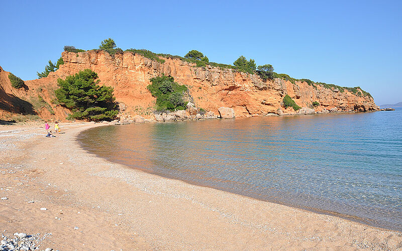 ein Bild des Kokinokastro Strandes auf Alonissos