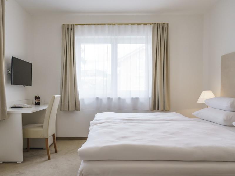 Kärnten, Seehotel Dr. Jilly, Wohnbeispiel, Standard