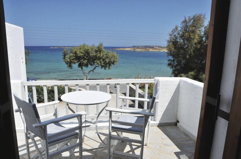 Paros, Roussos Beach Hotel, Terrasse