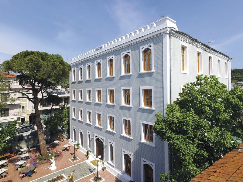 Thassos, A for Art Design Hotel