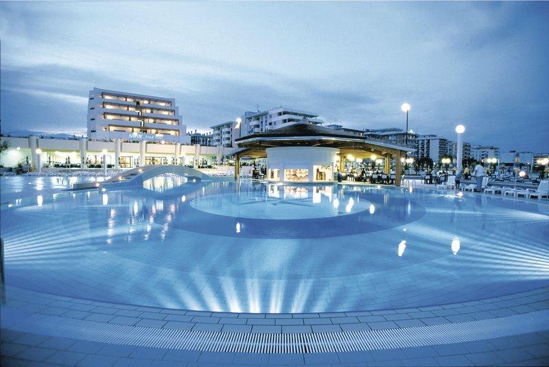 Savoy Beach Hotel & Thermal Spa