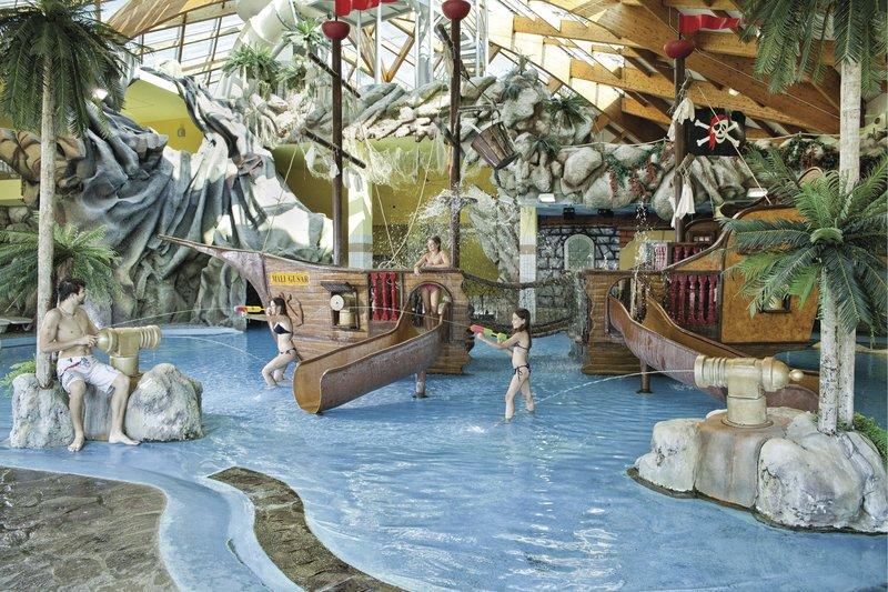Catez, Hotel Catez, Hallenbad