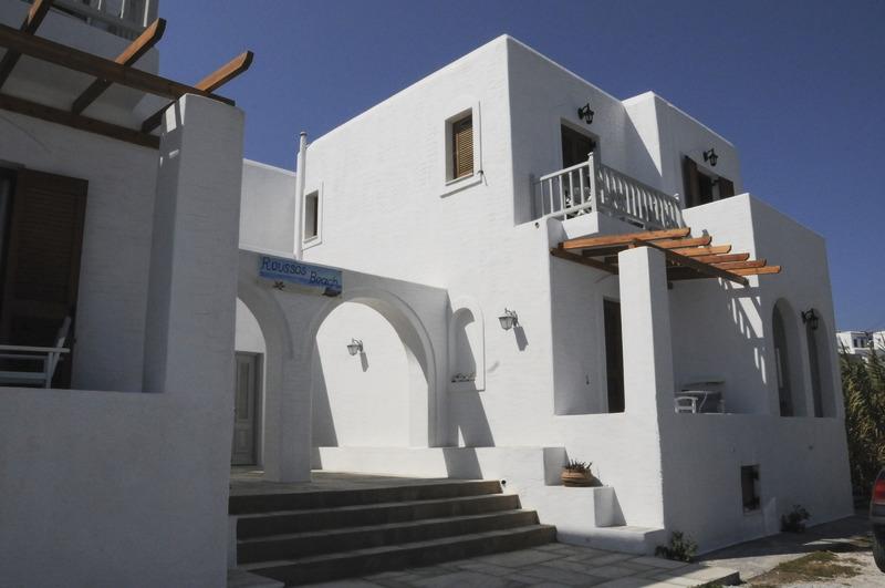 Paros, Roussos Beach Hotel