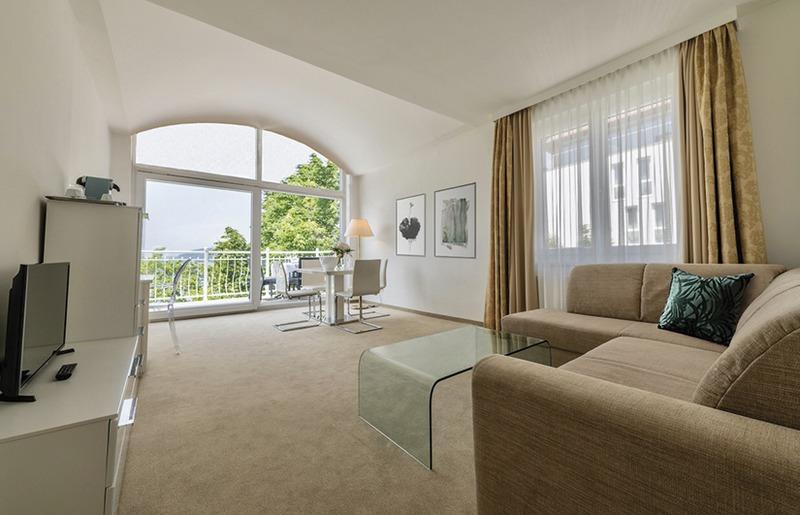 Kärnten, Seehotel Dr. Jilly, Suite Wohnbereich