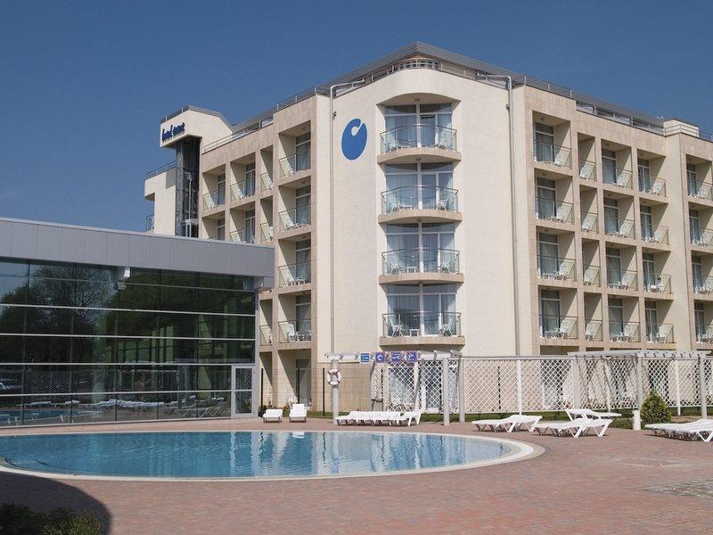 Catez, Hotel Catez